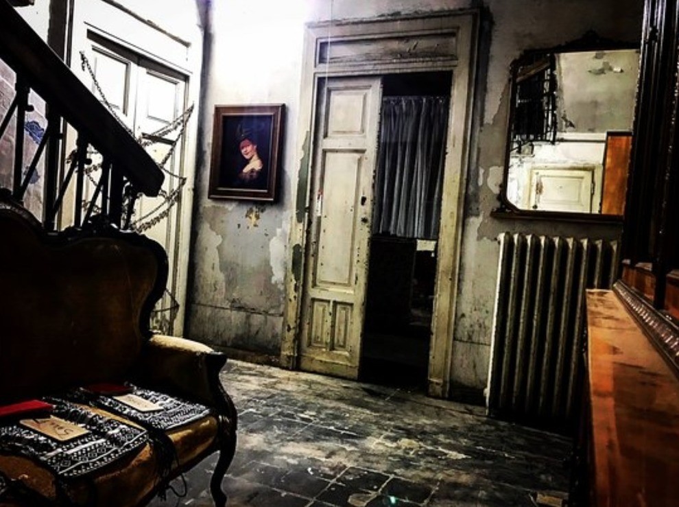 Haunted room scene from Phonemic Escape Room
